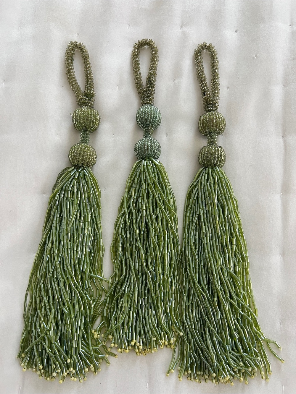 Decorative ArtDeco Beaded Tassel Set - Green -